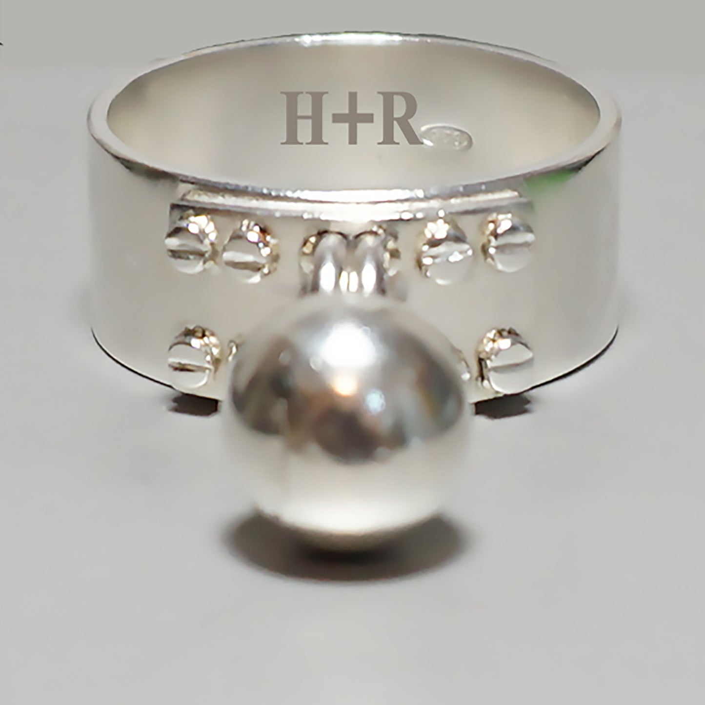 FASHION RING BALL